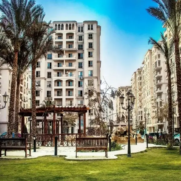 استكشف كمبوند البارون سيتي في المعادي: أسلوب حياة فاخر يلتقي بالهدوء والجمال. الرفاهية والتميز بانتظارك في قلب المعادي